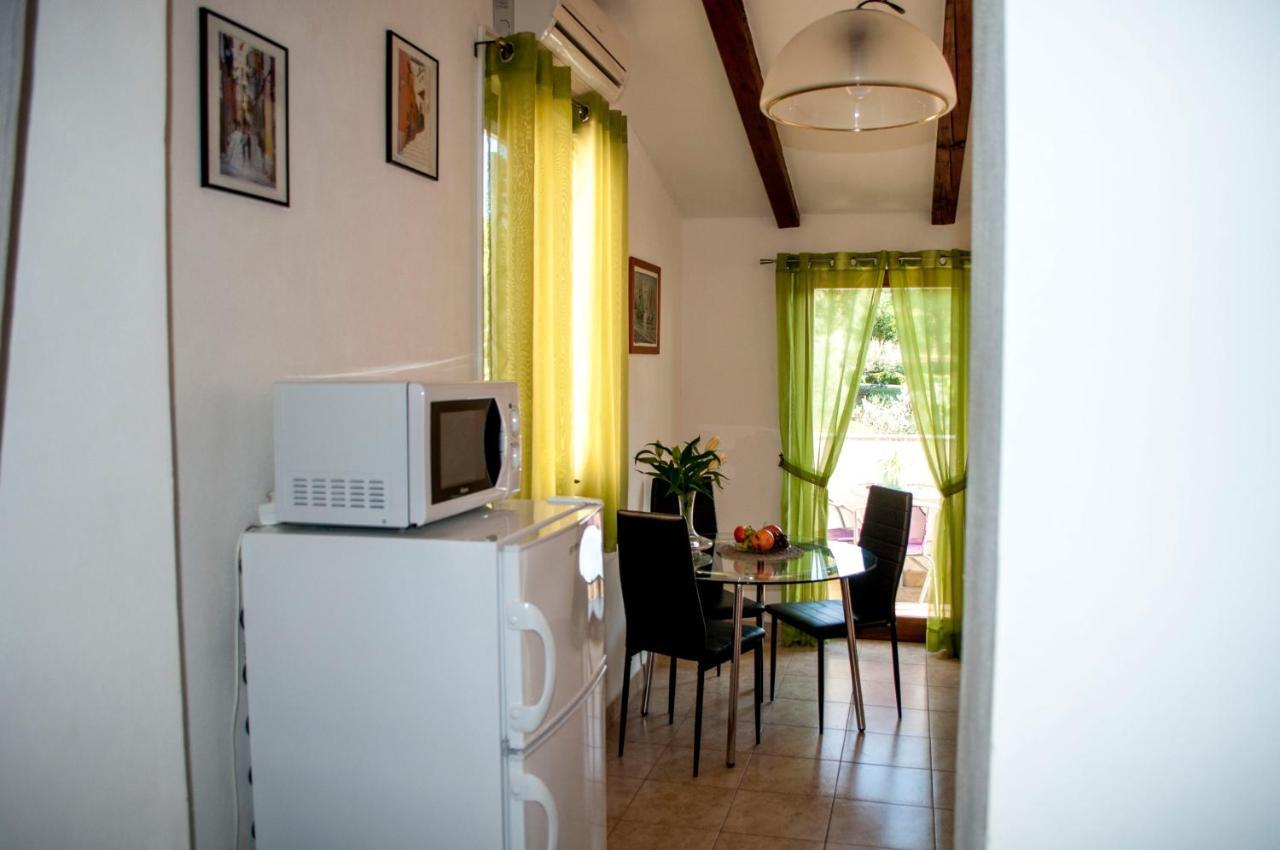 Apartment Rosa 2 Rovigno Esterno foto
