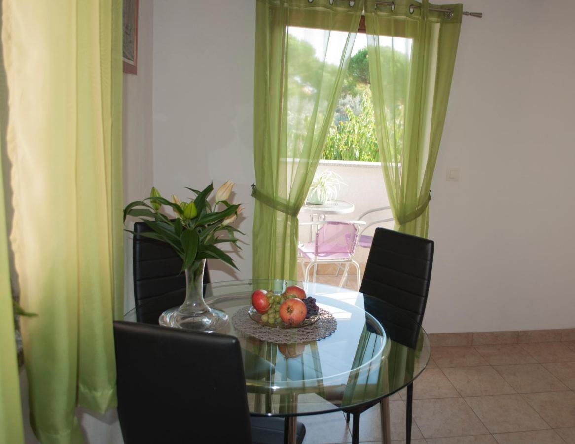 Apartment Rosa 2 Rovigno Esterno foto