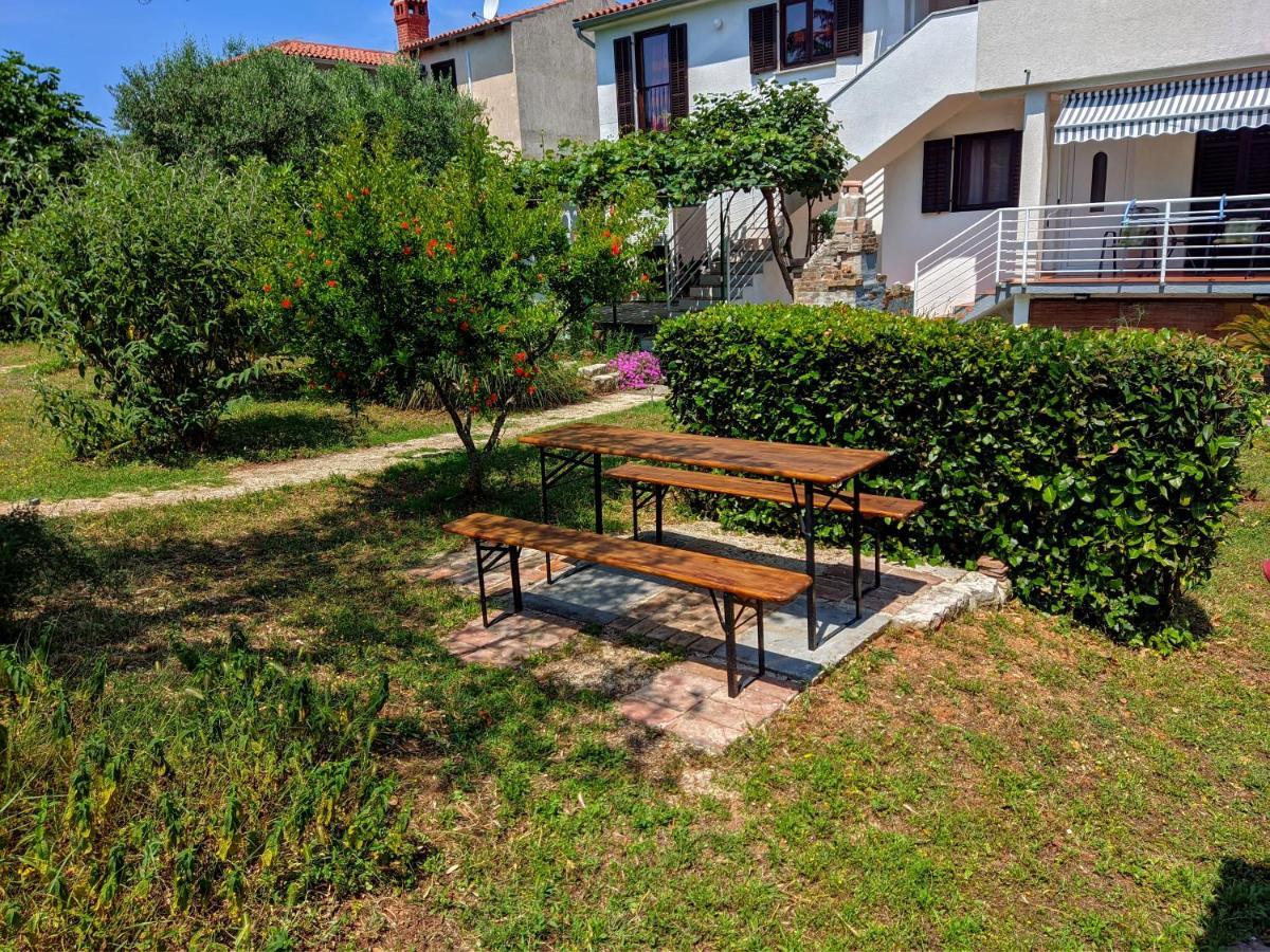 Apartment Rosa 2 Rovigno Esterno foto